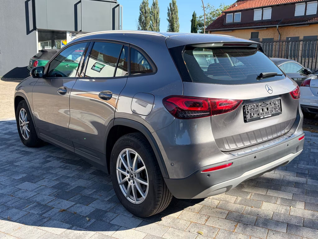 Mercedes-Benz GLA-Klasse