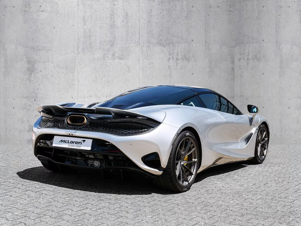 McLaren 750S