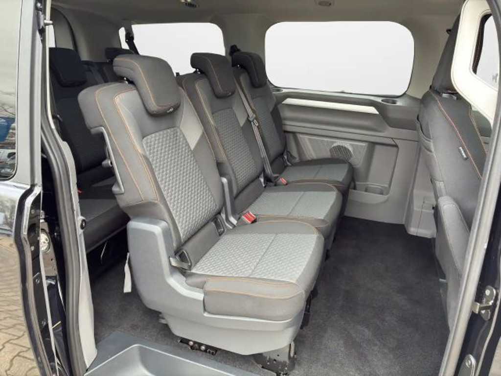 Volkswagen Caravelle