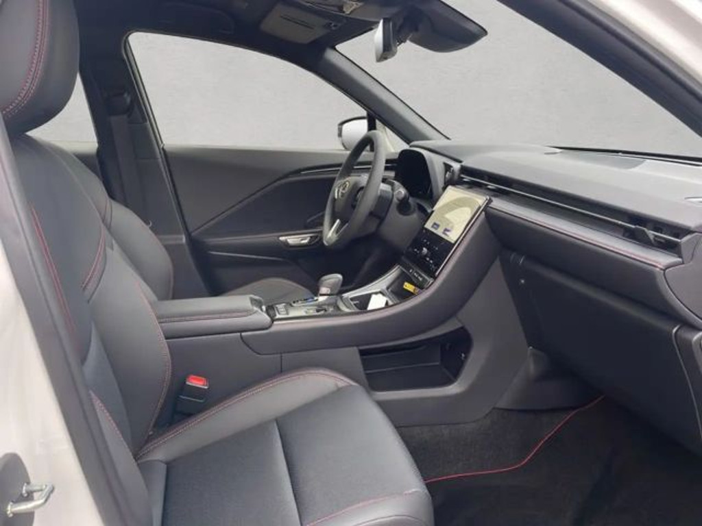 Lexus LBX