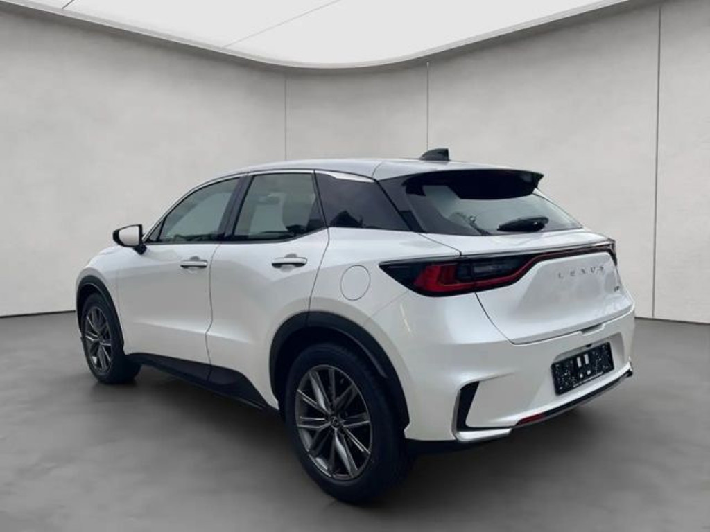 Lexus LBX