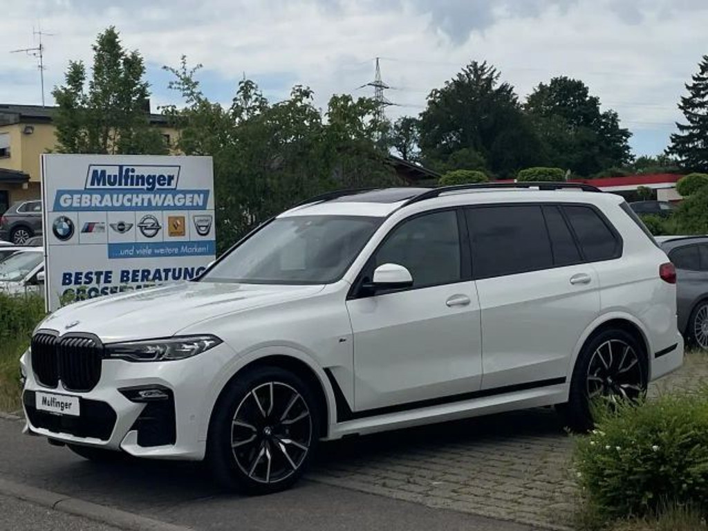 BMW X7
