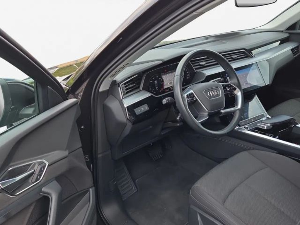 Audi Q8 e-tron