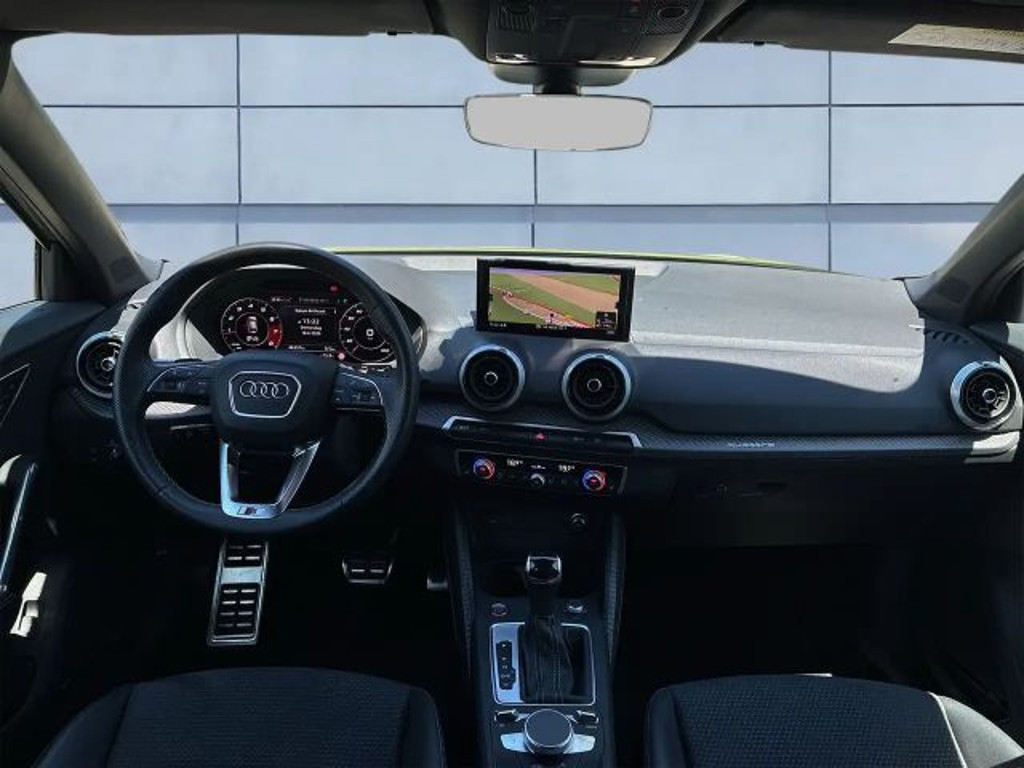 Audi SQ2