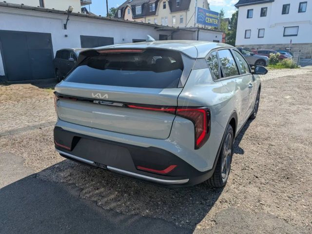 Kia K4