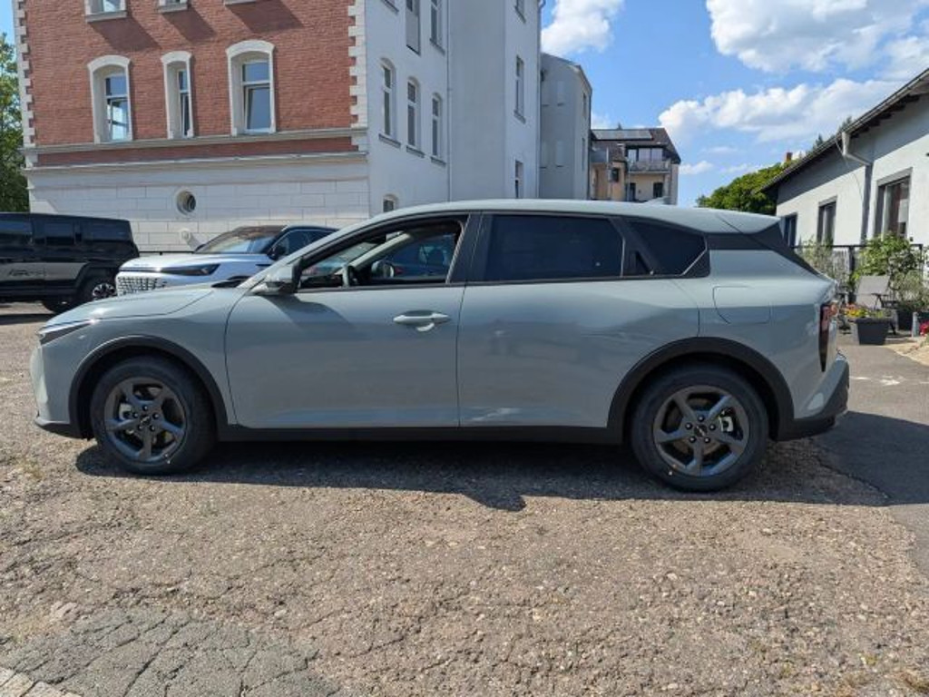 Kia K4