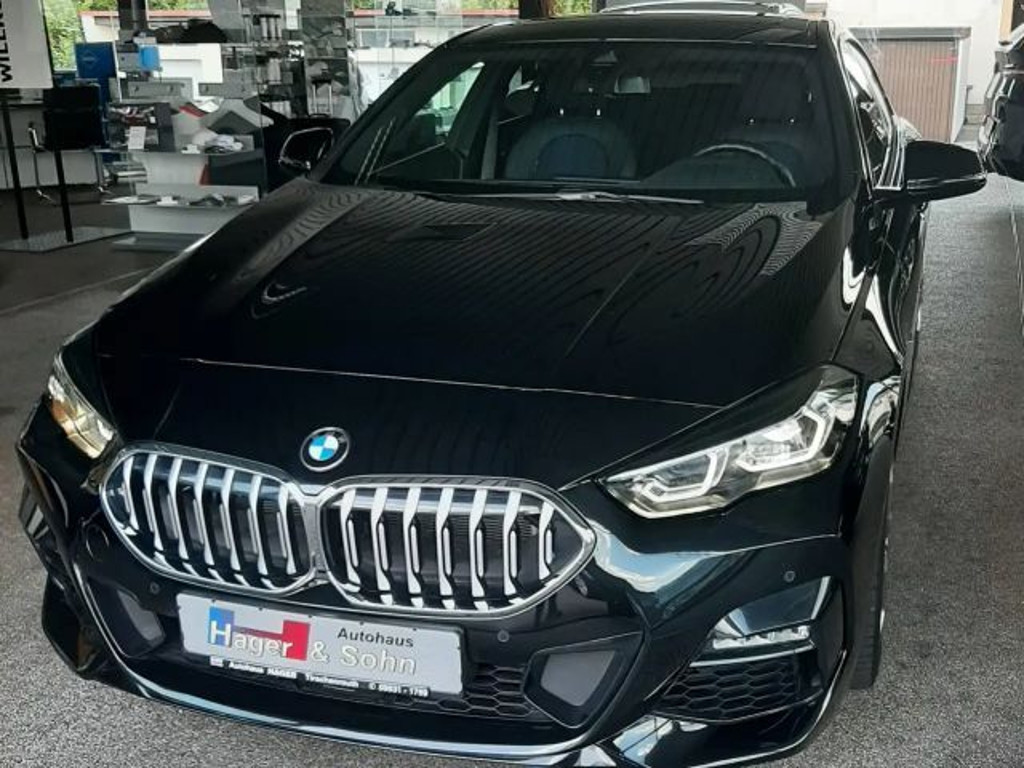 BMW 2 Serie 218 M-Sport Sedan 218i