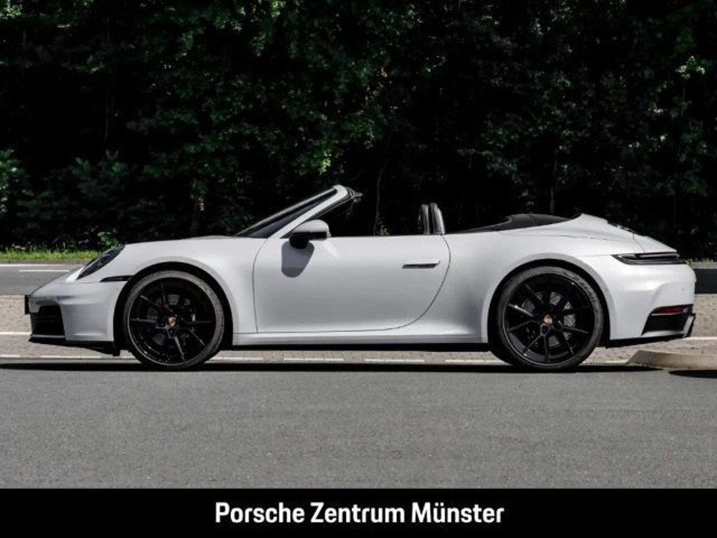 Porsche 911 992 Carrera Cabriolet
