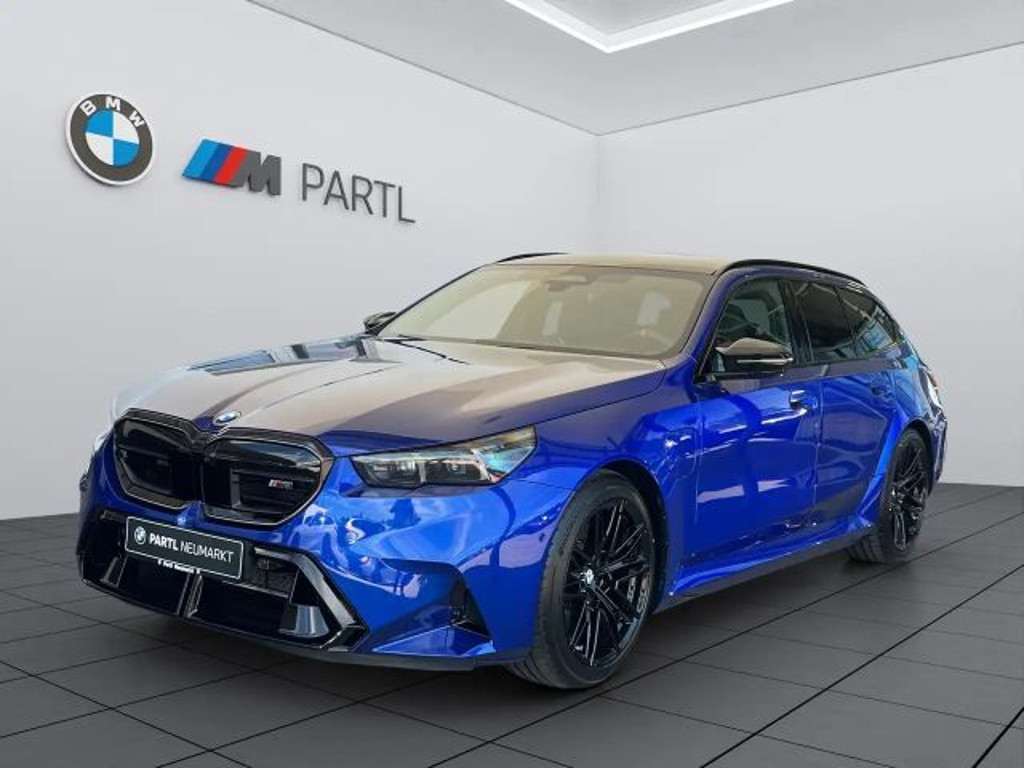 BMW M5 Touring M-DriversP. ACC 360° Pano B&W AHK