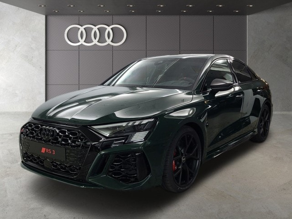 Audi RS3 Sedan Quattro S-Tronic