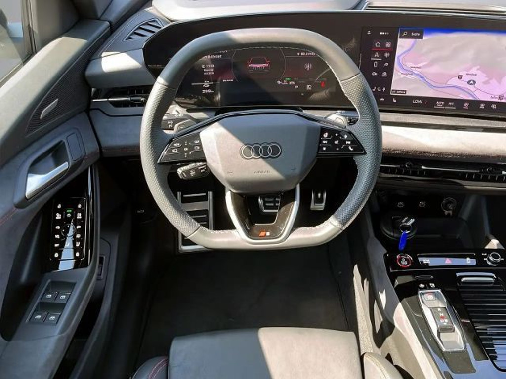 Audi SQ6 e-tron