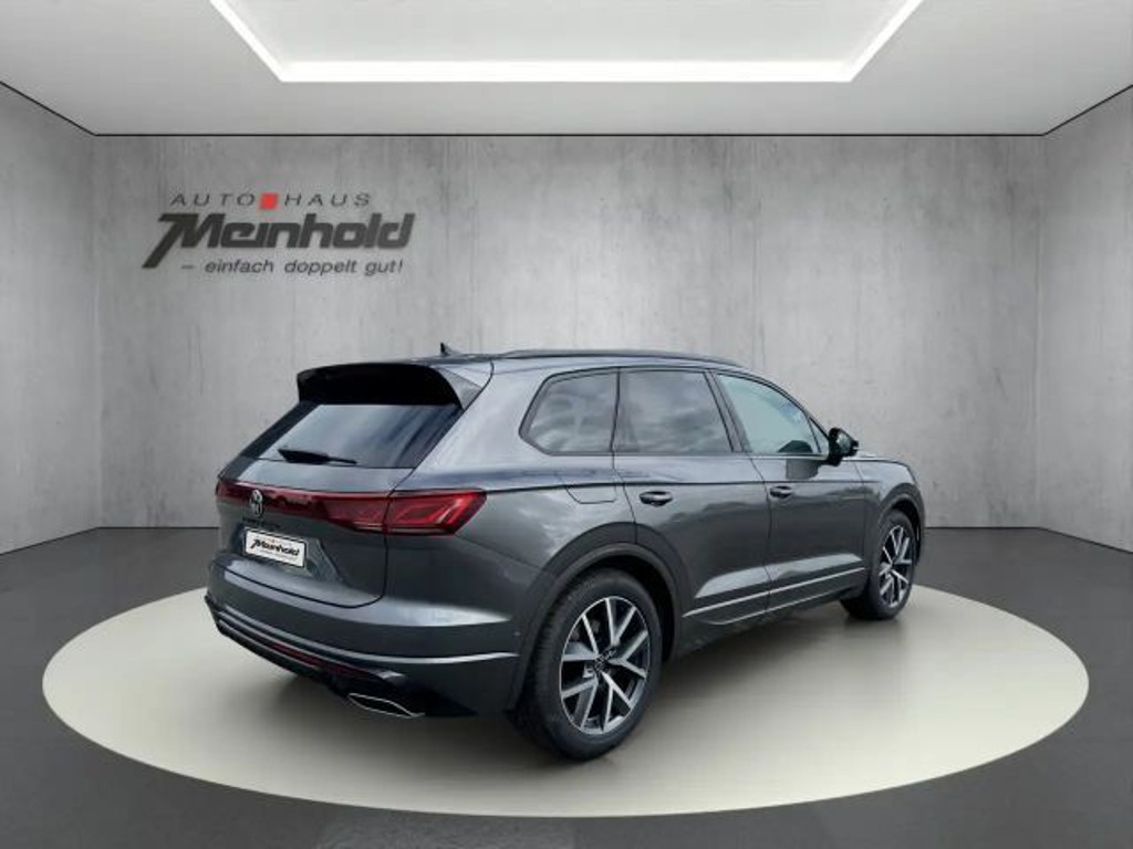 Volkswagen Touareg R-Line 3.0 V6 TDI