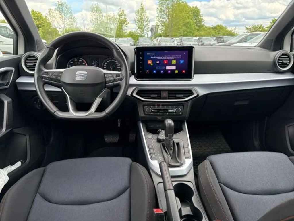 Seat Arona
