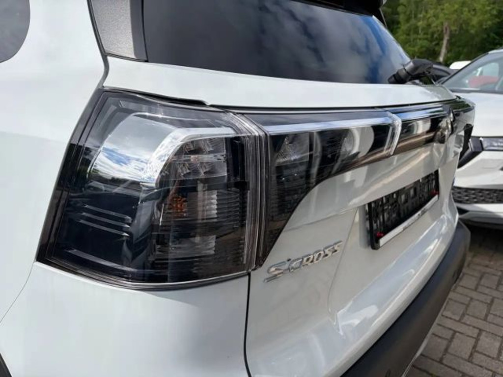 Suzuki S-Cross