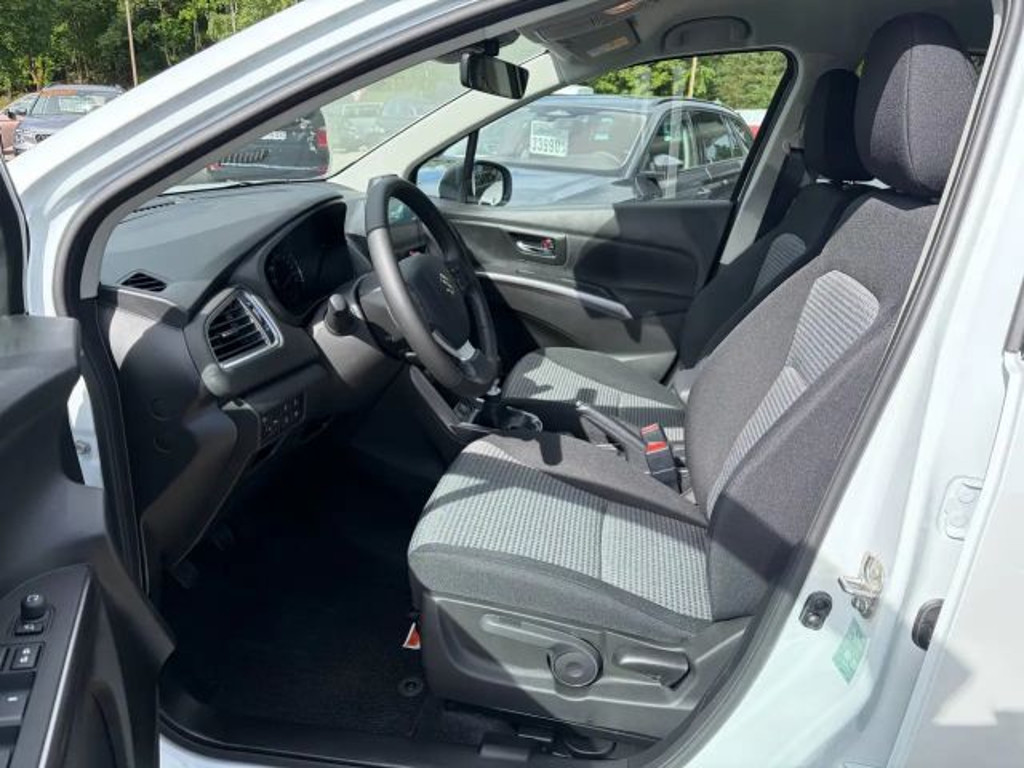 Suzuki S-Cross