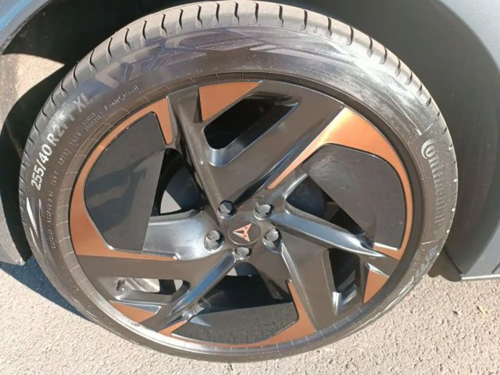 Cupra Tavascan