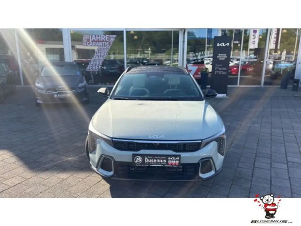Kia K4