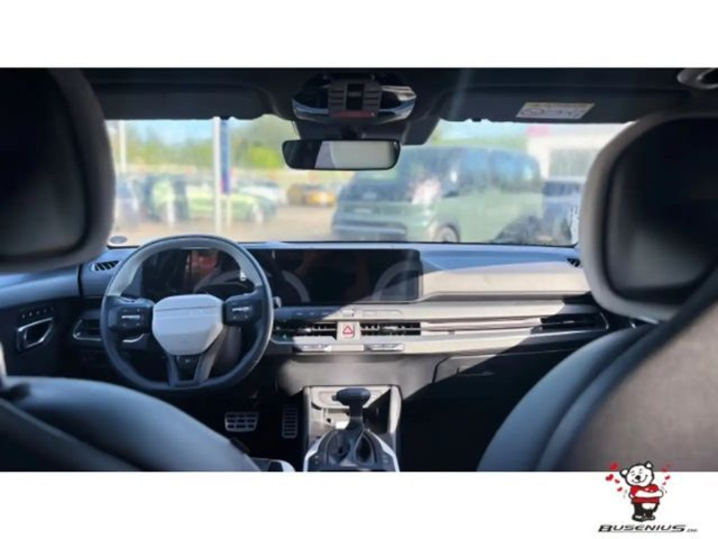 Kia K4
