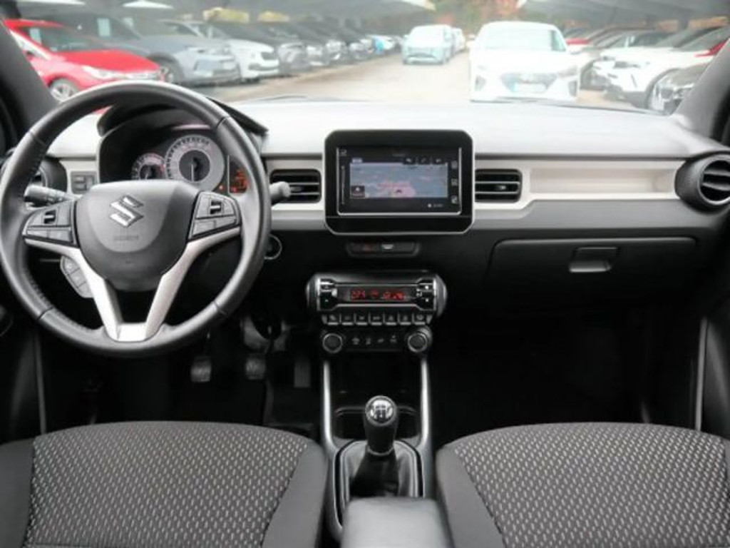 Suzuki Ignis
