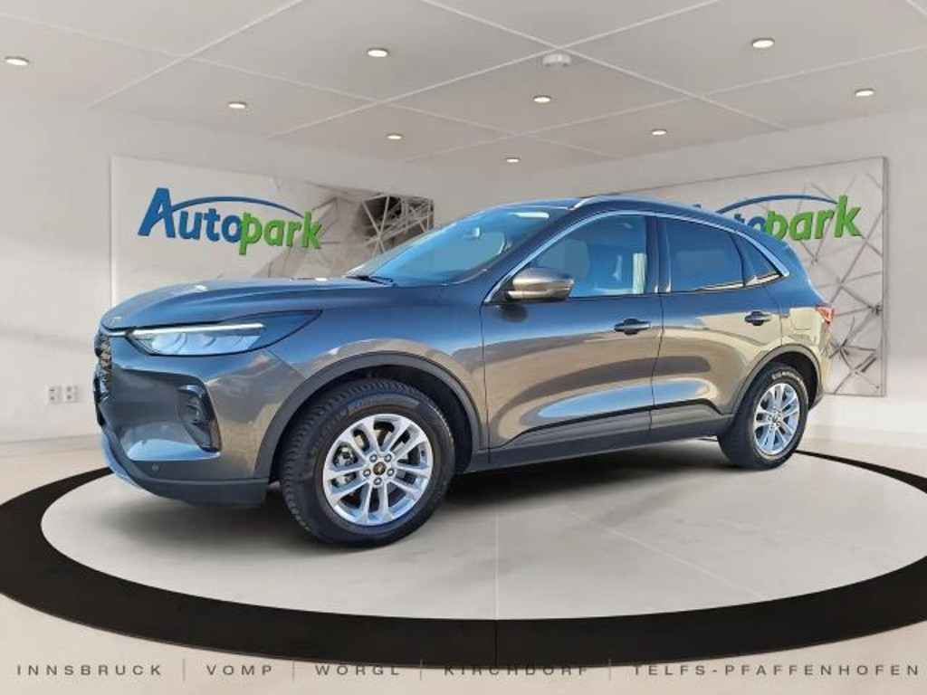 Ford Kuga Titanium Hybrid AWD