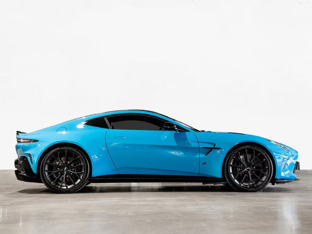Aston Martin V8 Vantage