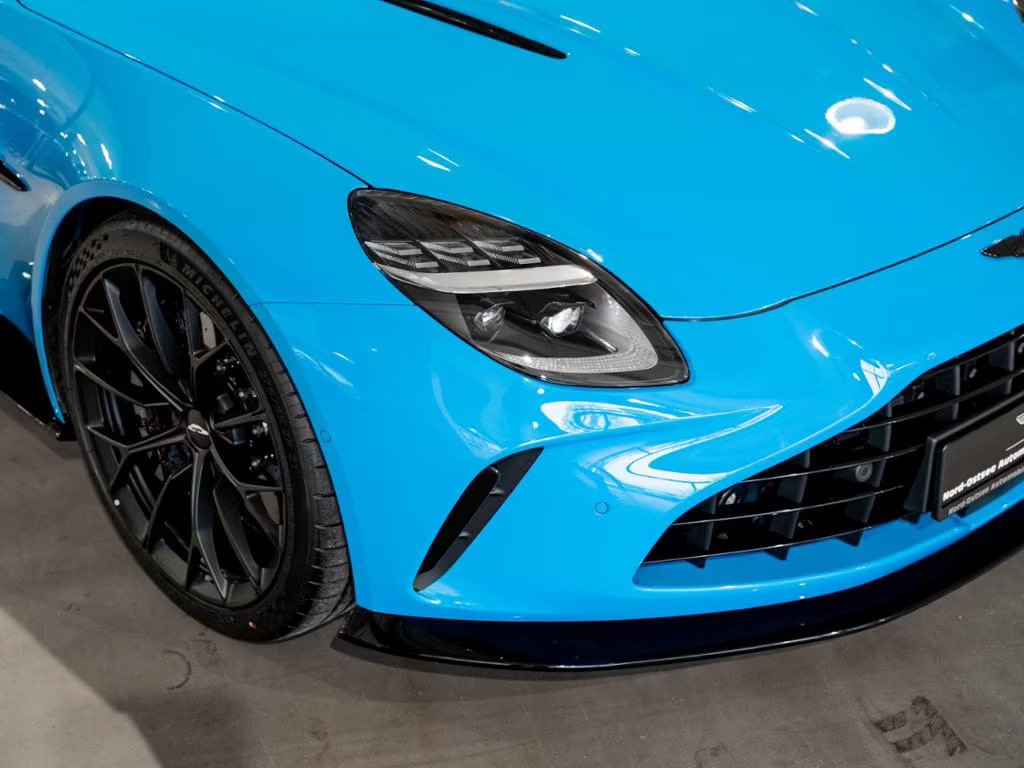Aston Martin V8 Vantage