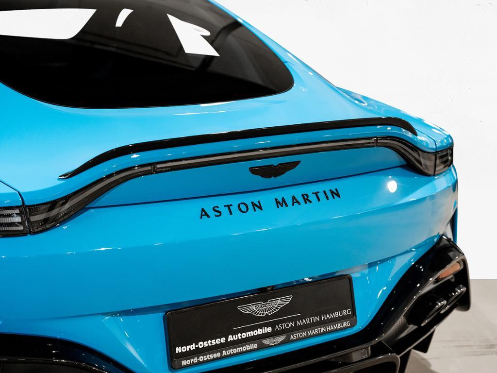 Aston Martin V8 Vantage