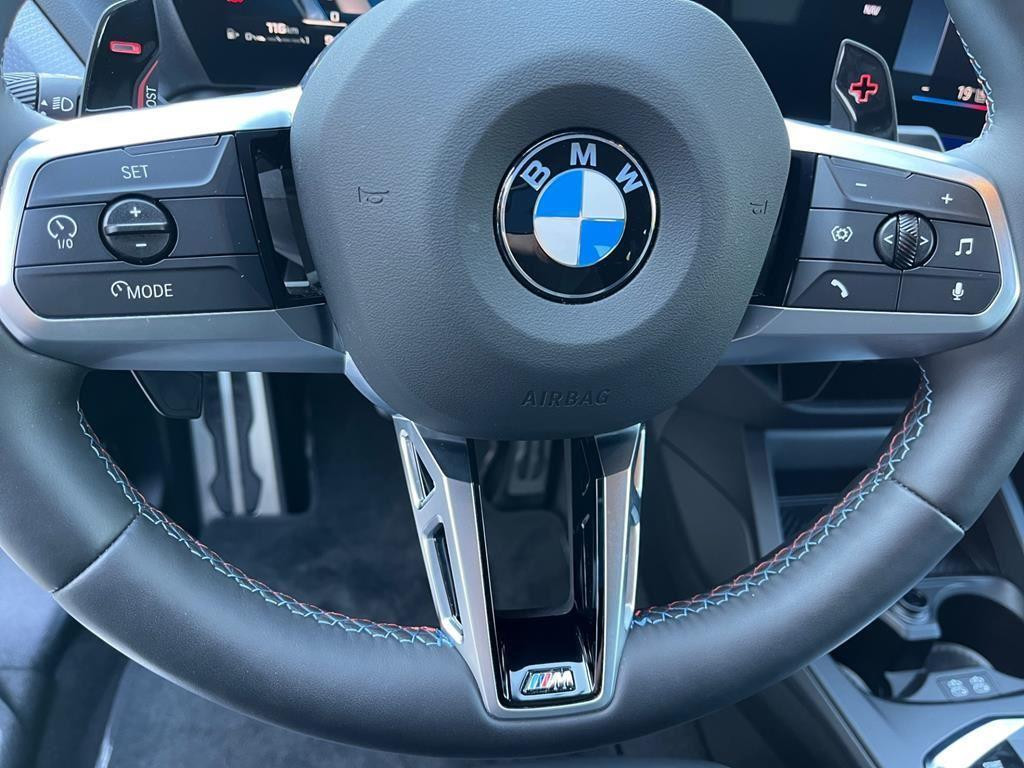 BMW M235