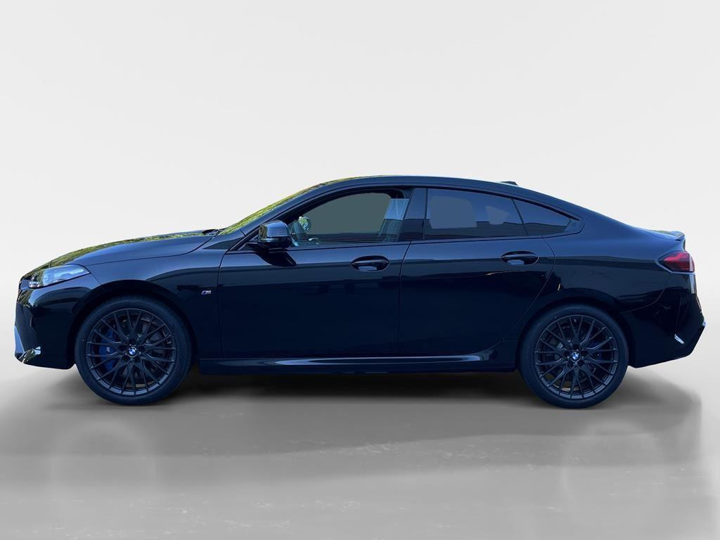 BMW M235