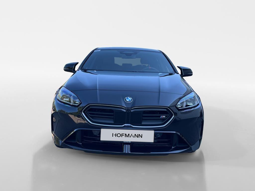 BMW M235