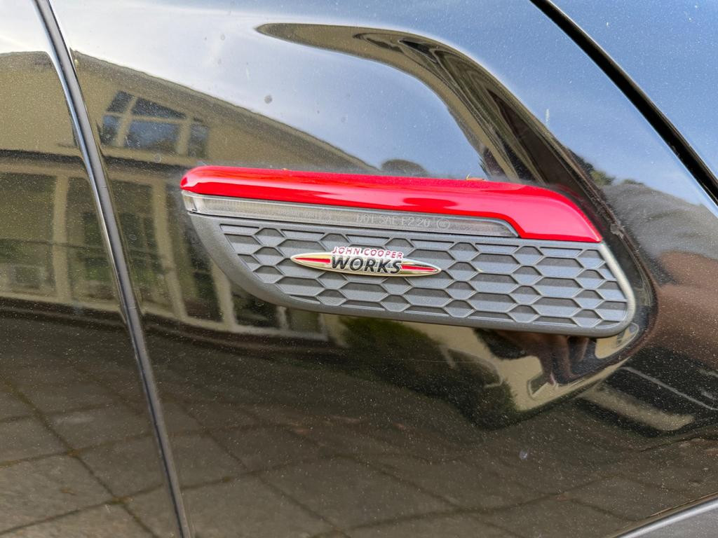 Mini John Cooper Works Cabrio