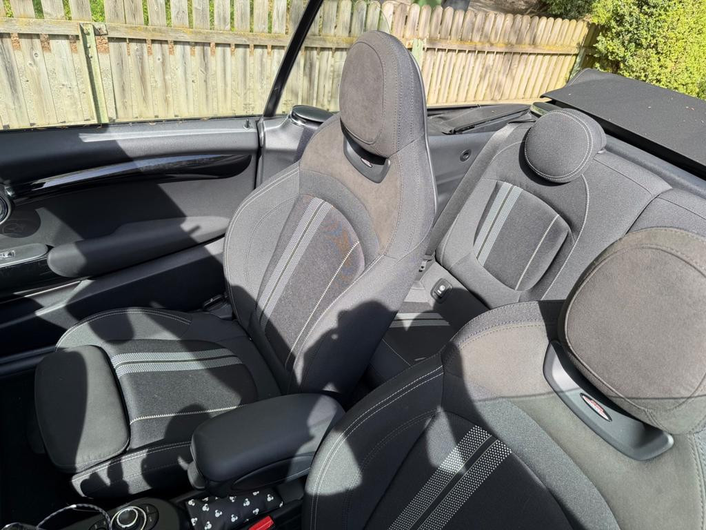 Mini John Cooper Works Cabrio