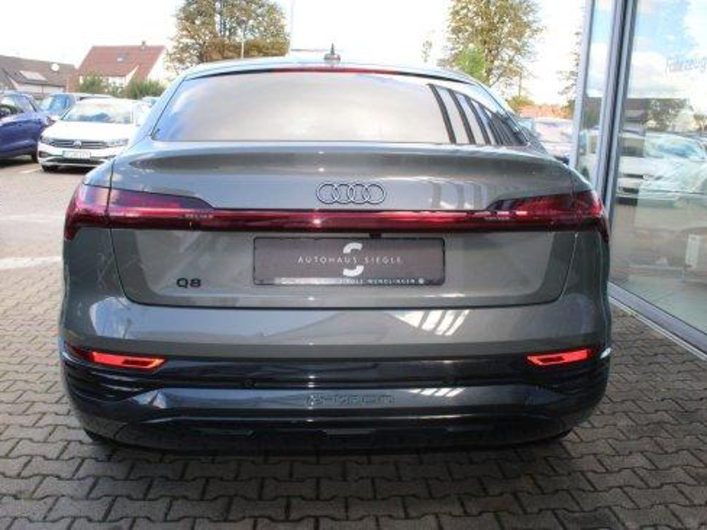 Audi Q8 e-tron
