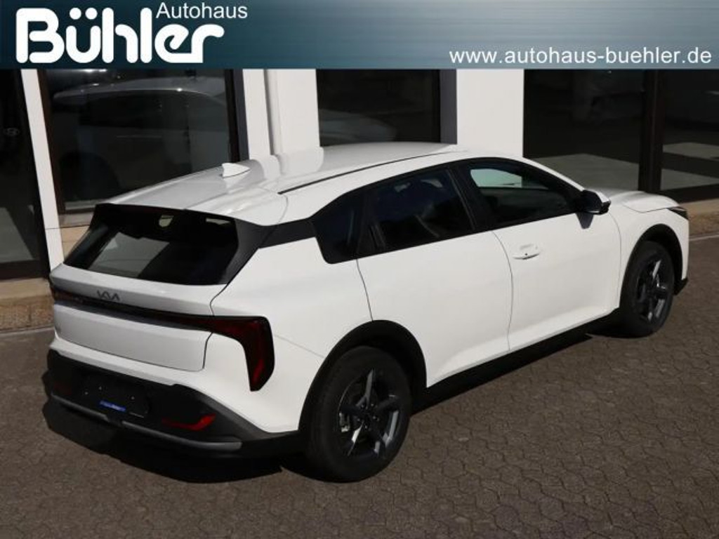 Kia K4
