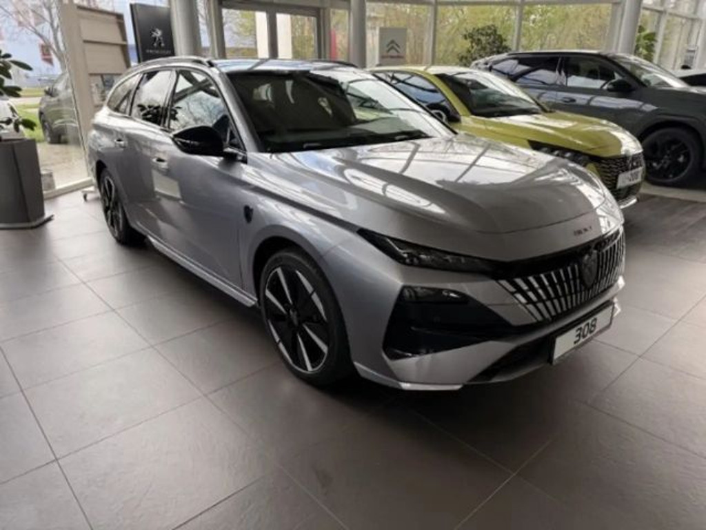 Peugeot e-308
