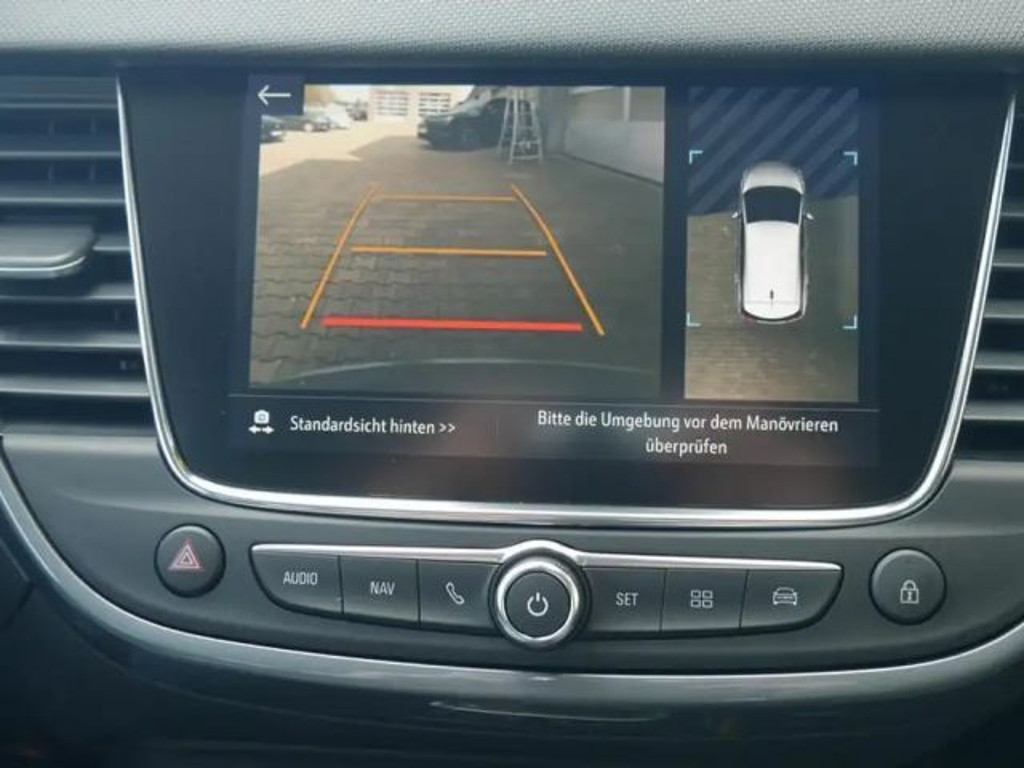 Opel Crossland X
