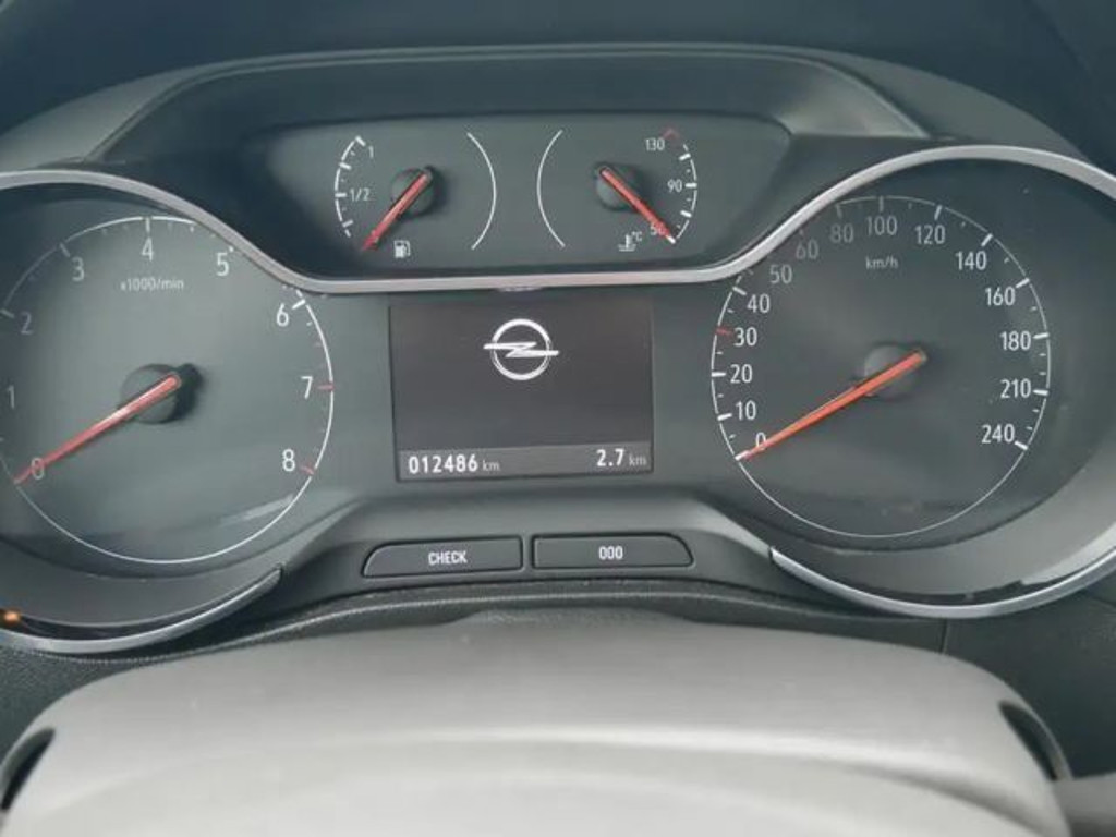 Opel Crossland X