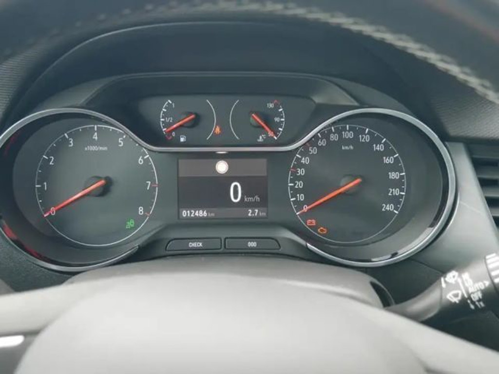 Opel Crossland X