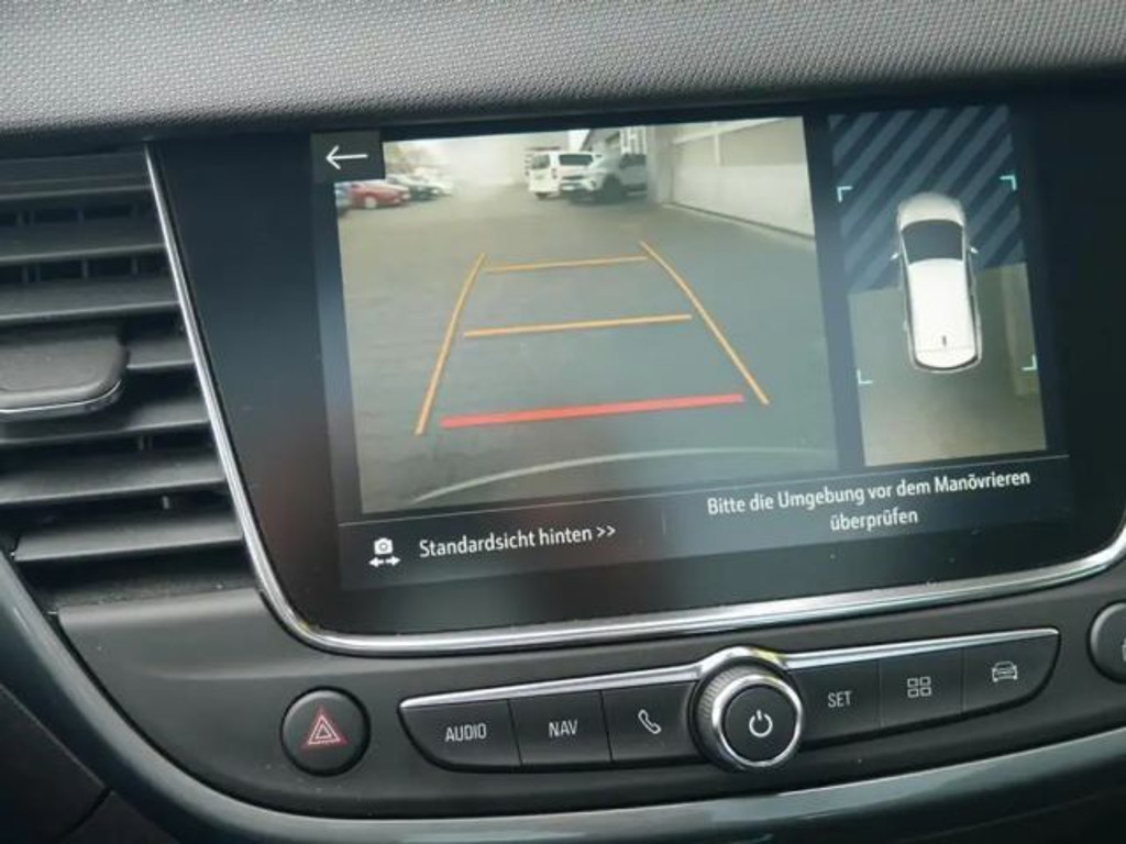 Opel Crossland X