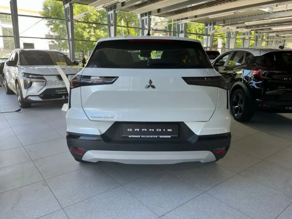 Mitsubishi Grandis