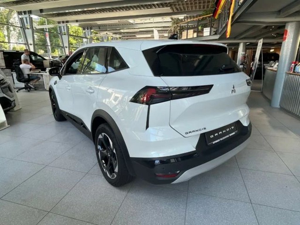 Mitsubishi Grandis