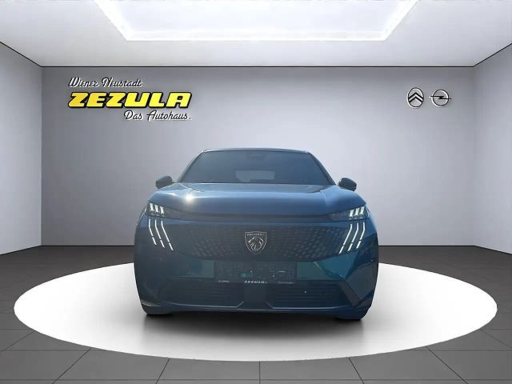 Peugeot E-3008