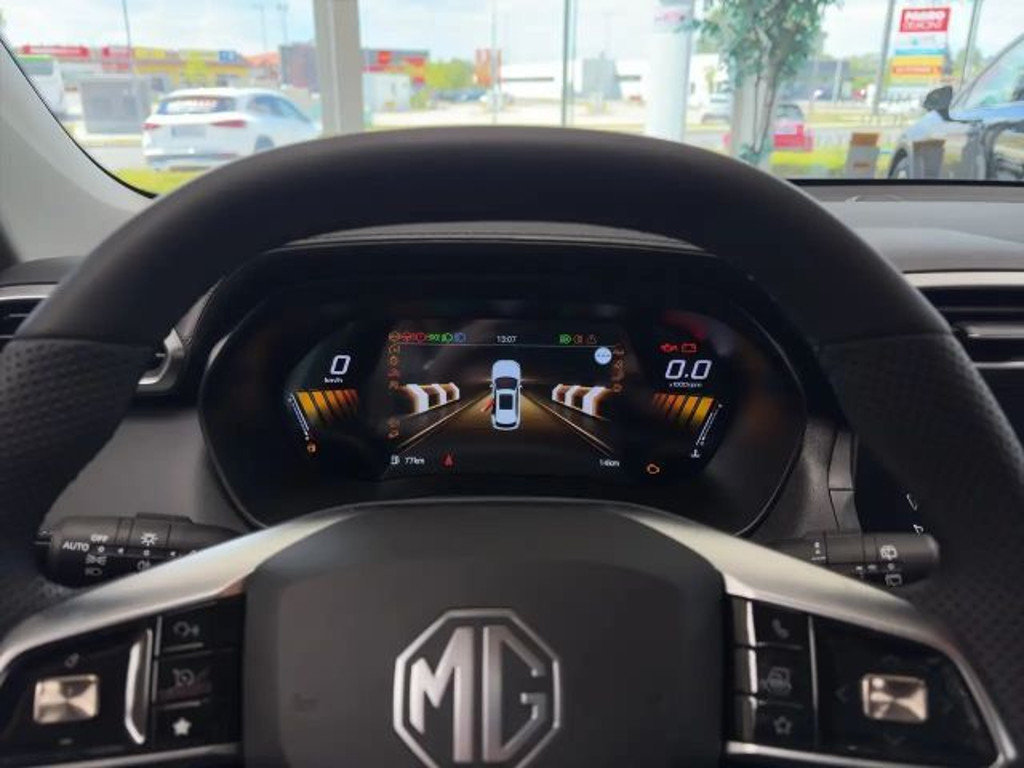 MG ZS