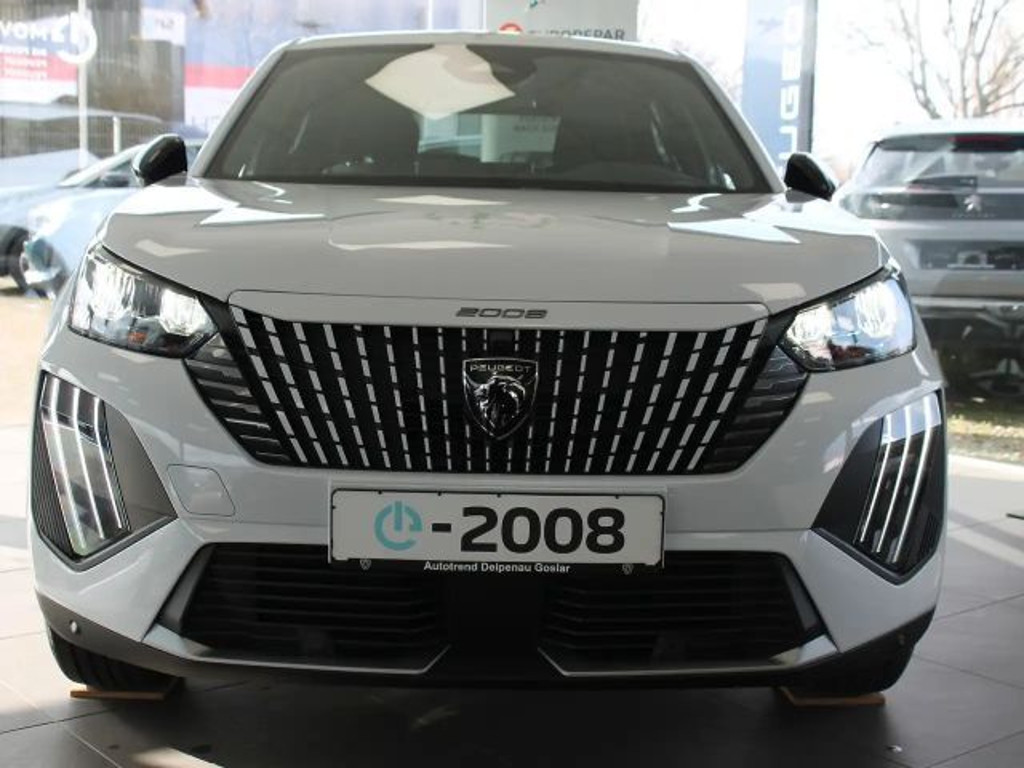 Peugeot e-2008