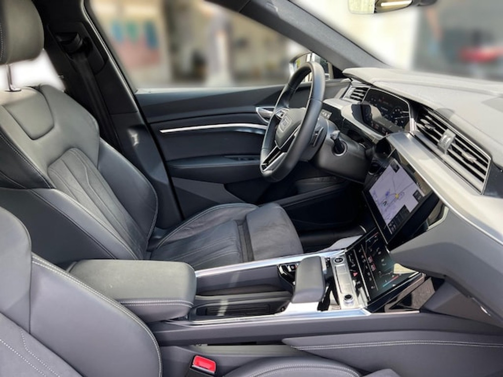 Audi Q8 e-tron