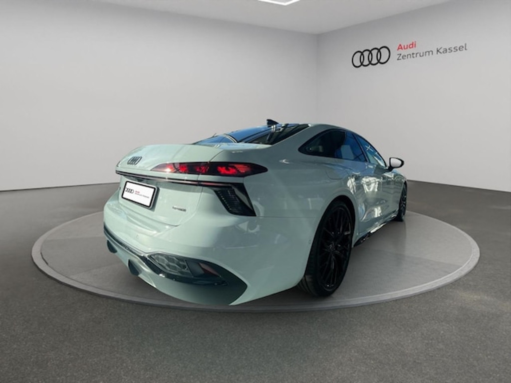 Audi A6 e-tron