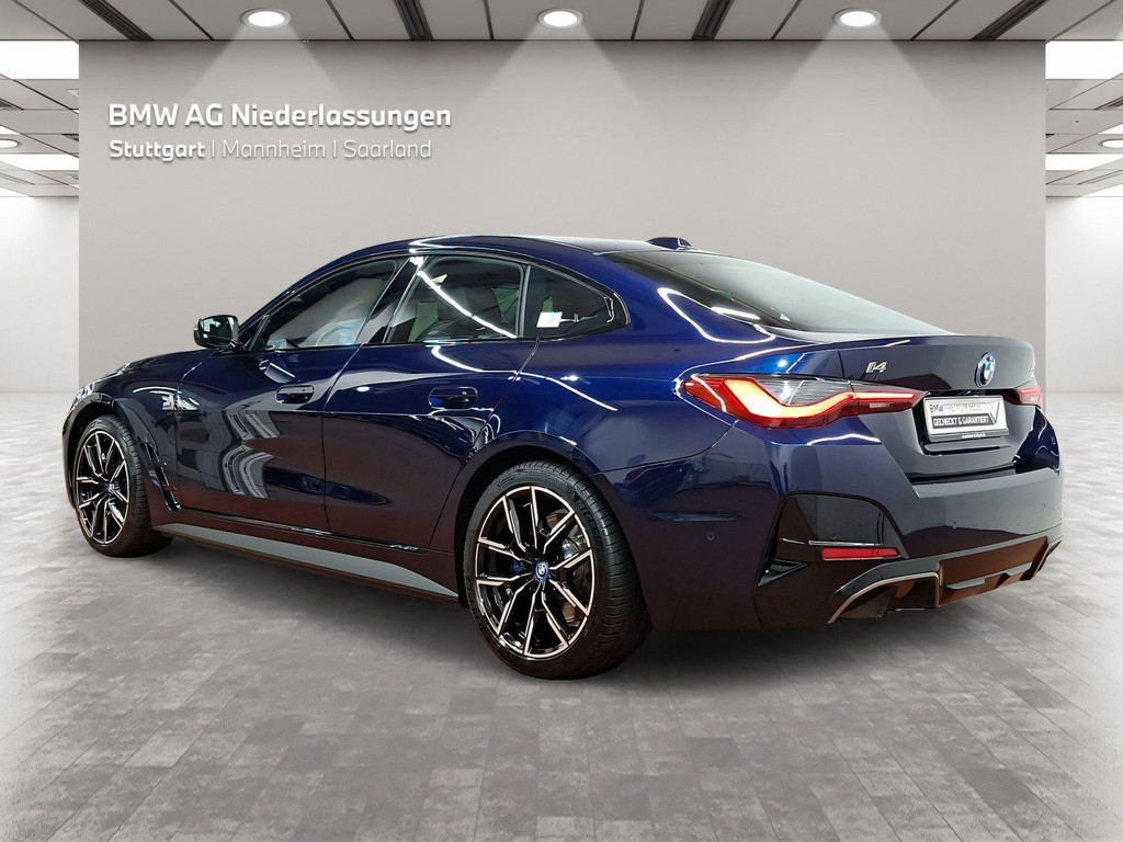BMW i4