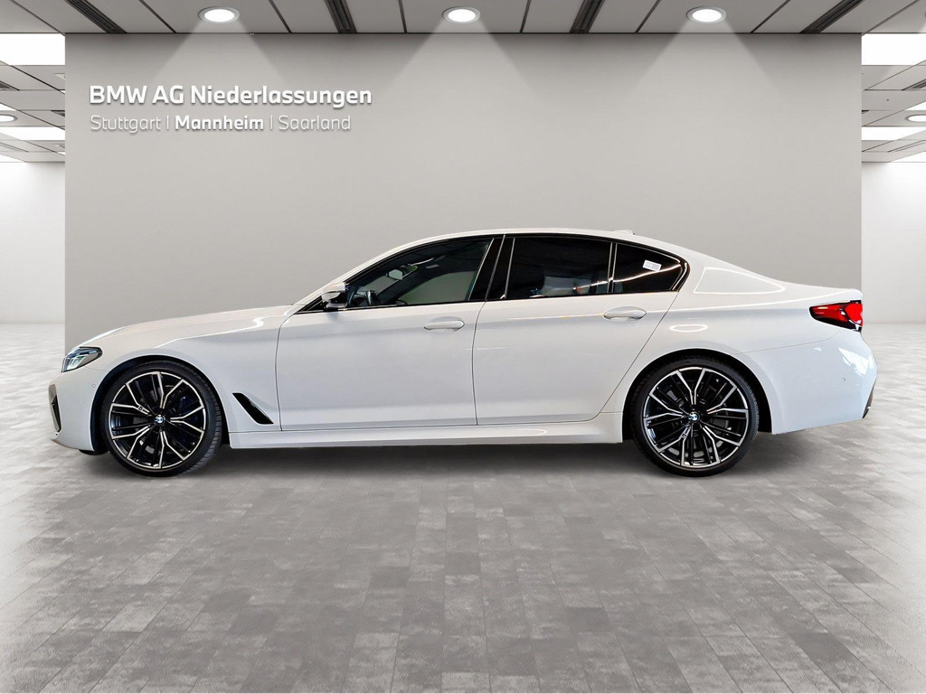 BMW M550