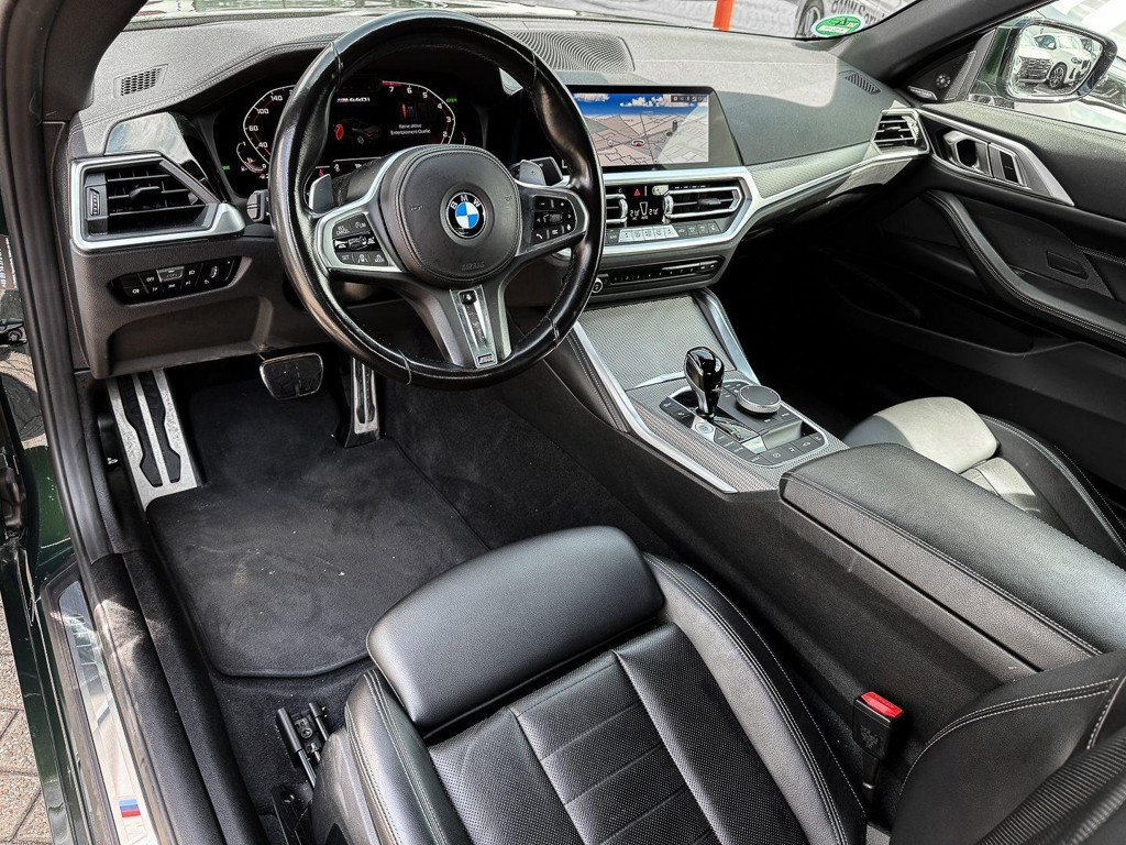 BMW M440