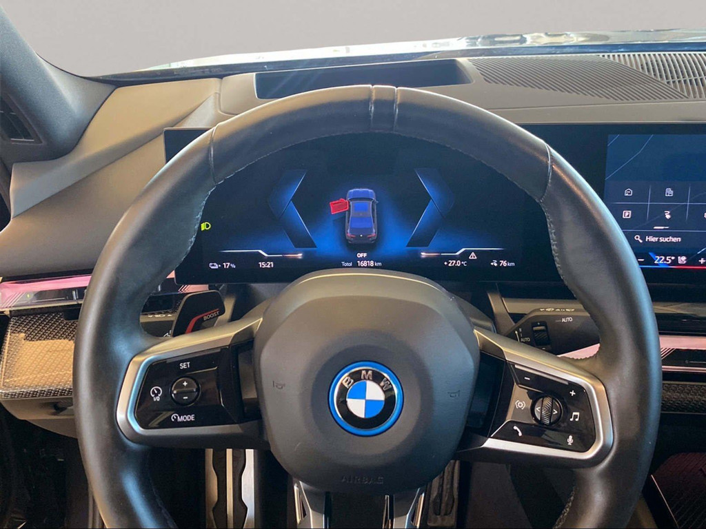 BMW i5